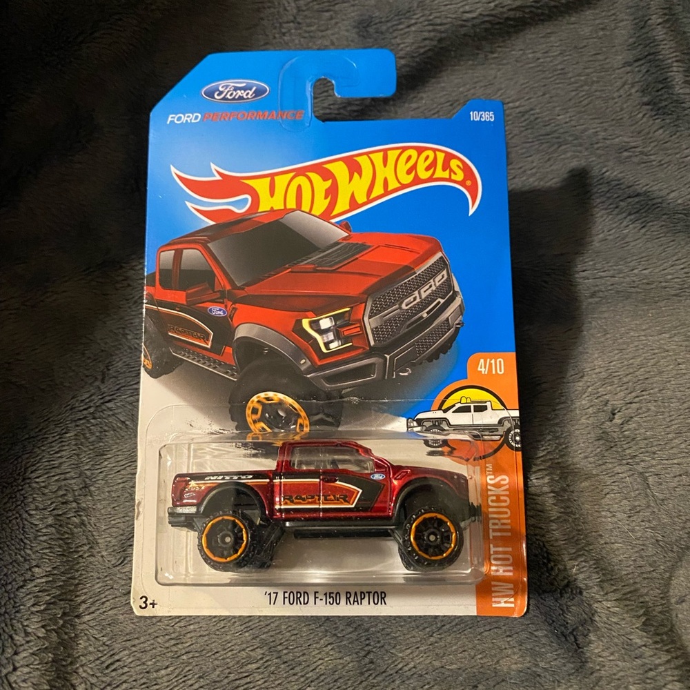"🥦5/$25🥦"Hot Wheels ‘17 Ford F-150 Raptor